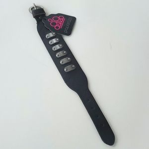 Boutique Paparazzi Faux Black Leather w Metal Detailing Snap Bracelet